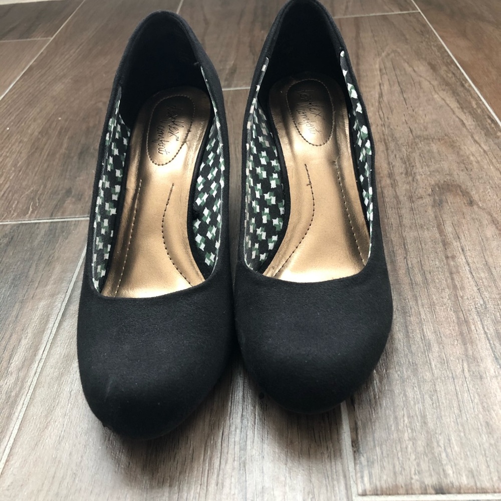 Dexflex black faux suede wedges-7 Wide